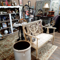 Market Street Antiques & Collectibles
